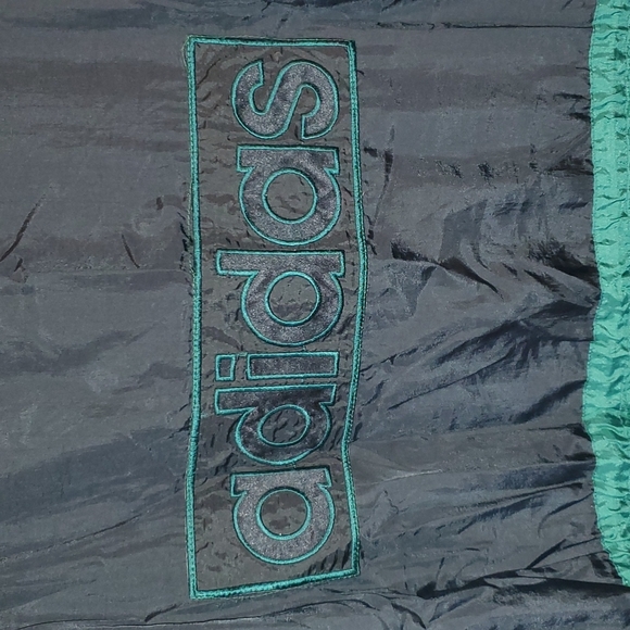 Vintage ADIDAS Windbreaker - Picture 6 of 9